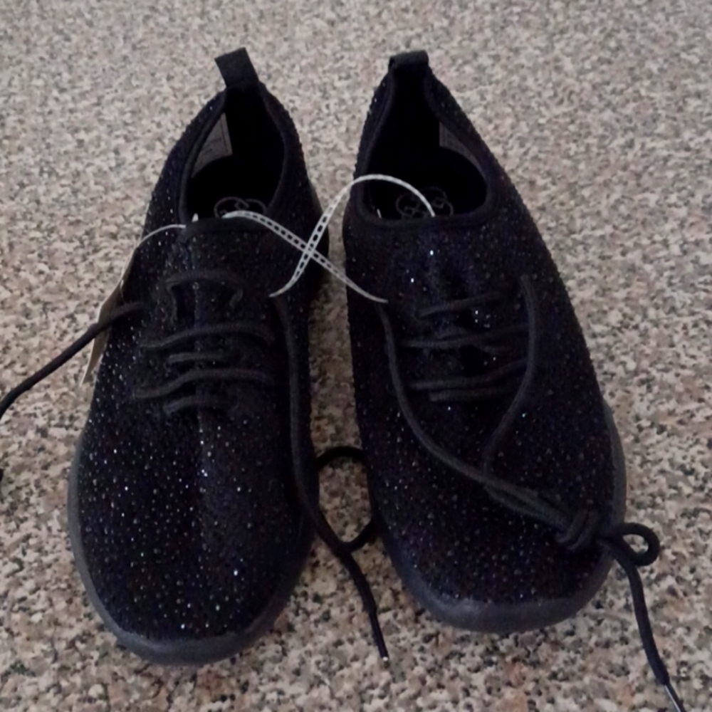 BRAND NEW: Daisy Fuentes rhinestone slip on sneakers